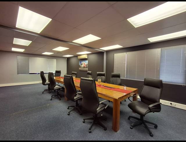 2,350M² WAREHOUSE TO LET IN BLACKHEATH INDUSTRIAL